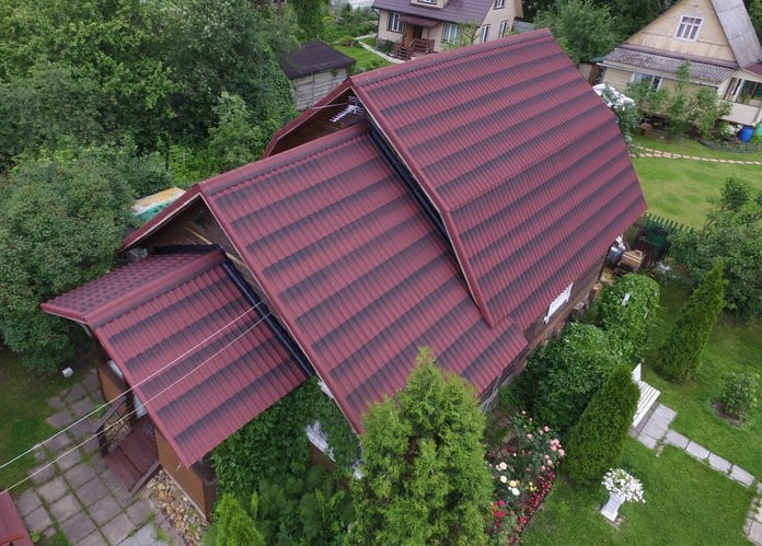 монтаж крыши из ондулина